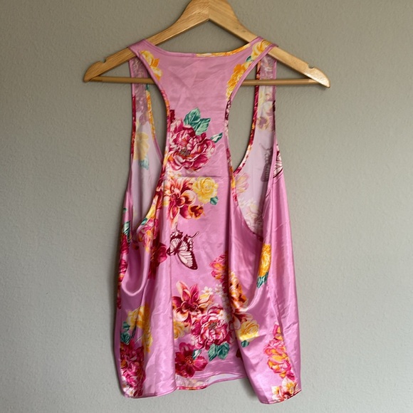 Victoria Secret Large pink floral butterfly racer back satin tank top - Picture 6 of 6